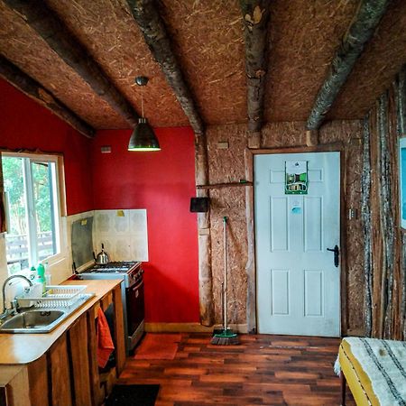 Hostal & Cabanas Luna Del Sur Cucao Eksteriør billede