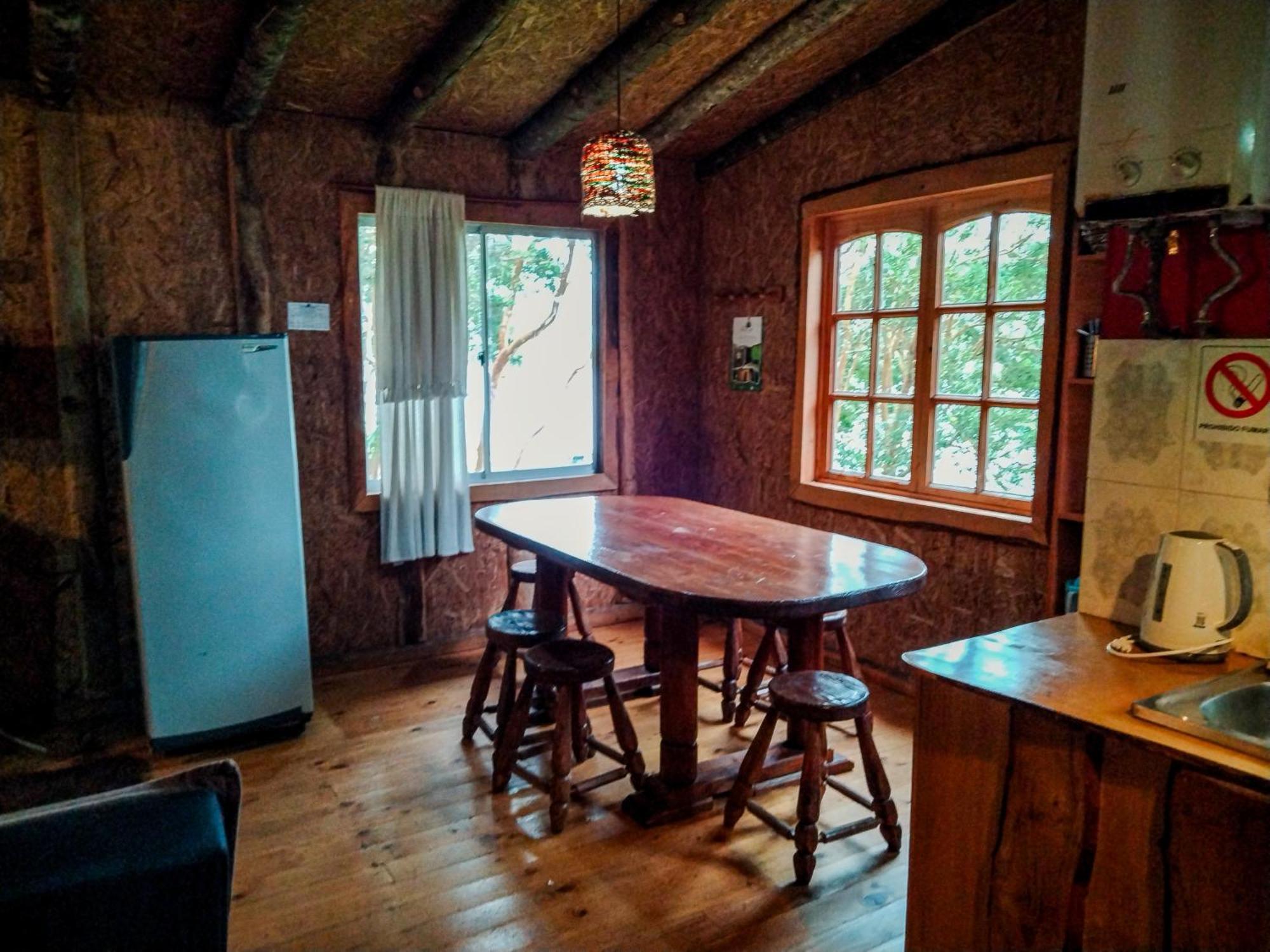 Hostal & Cabanas Luna Del Sur Cucao Eksteriør billede