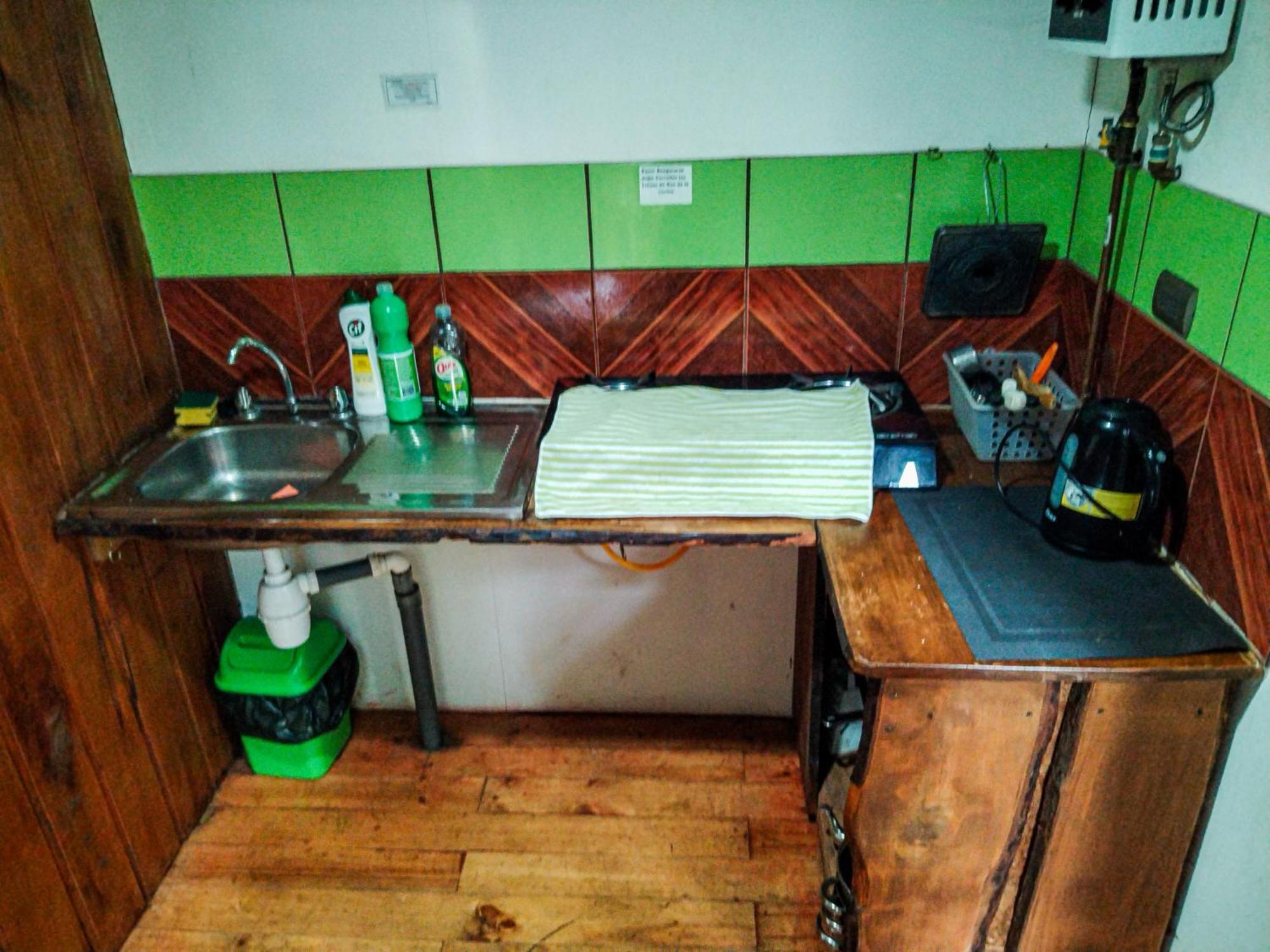 Hostal & Cabanas Luna Del Sur Cucao Eksteriør billede